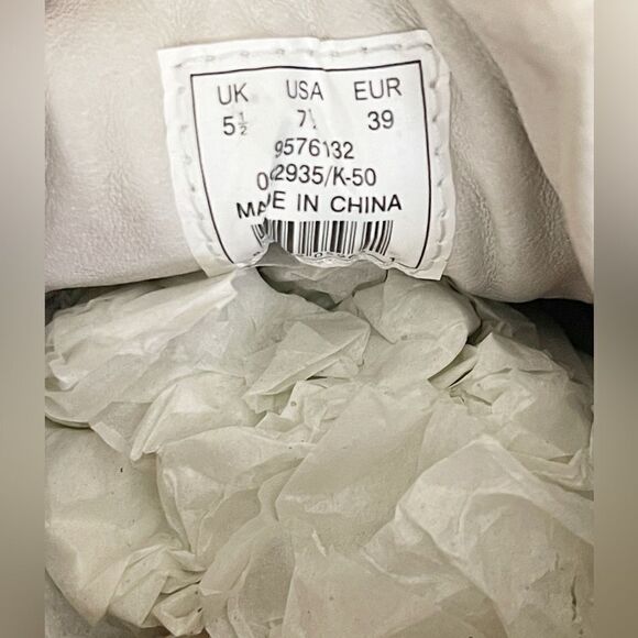 L.A.M.B. Miehana low Sneakers. New in box 7.5 - Picture 11 of 17